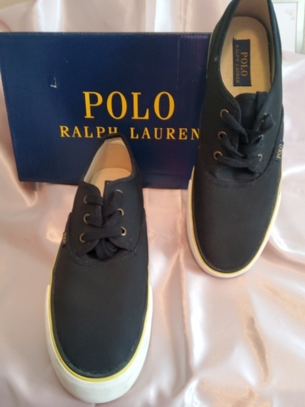 Ralph Lauren Morray Casual Sneakers.